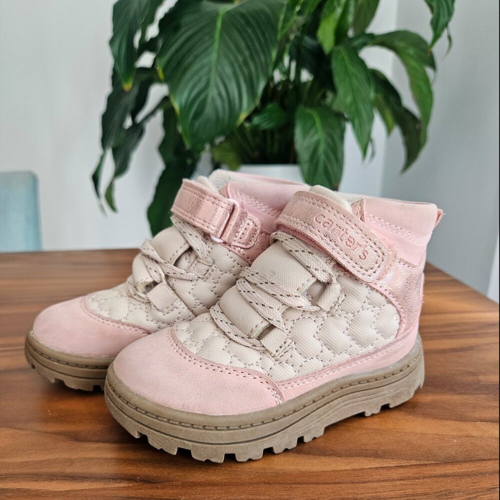 Carters Toddler Girls Winter Boot in Metallic Pink (Size 6)